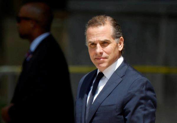 Hunter Biden, son of U.S. President Joe Biden, departs federal court after a  plea hearing on two misdemeanor charges of willfully failing to pay income taxes in Wilmington, Delaware, U.S. July 26, 2023.